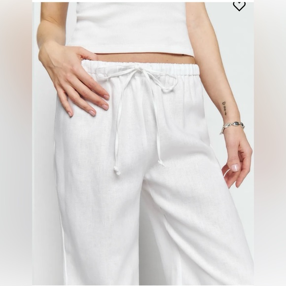 Reformation Olina Linen pants in petite - Picture 2 of 7